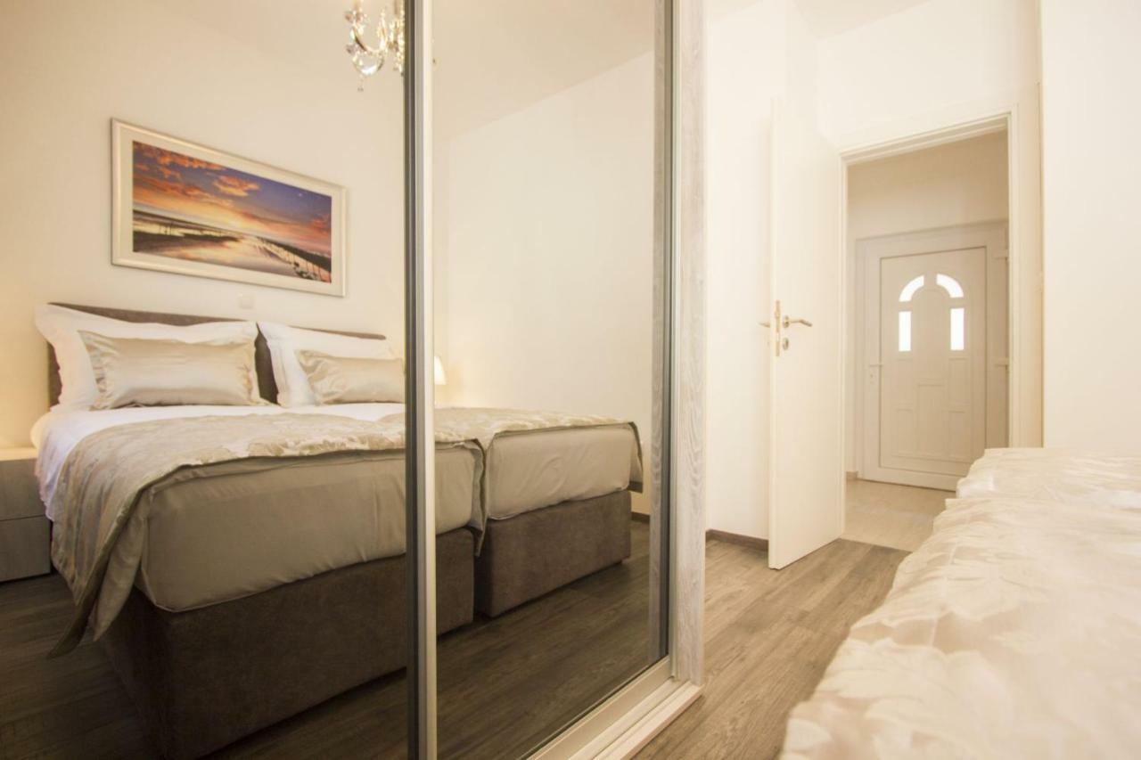 Paradise Lux Apartment Trogir Exterior foto