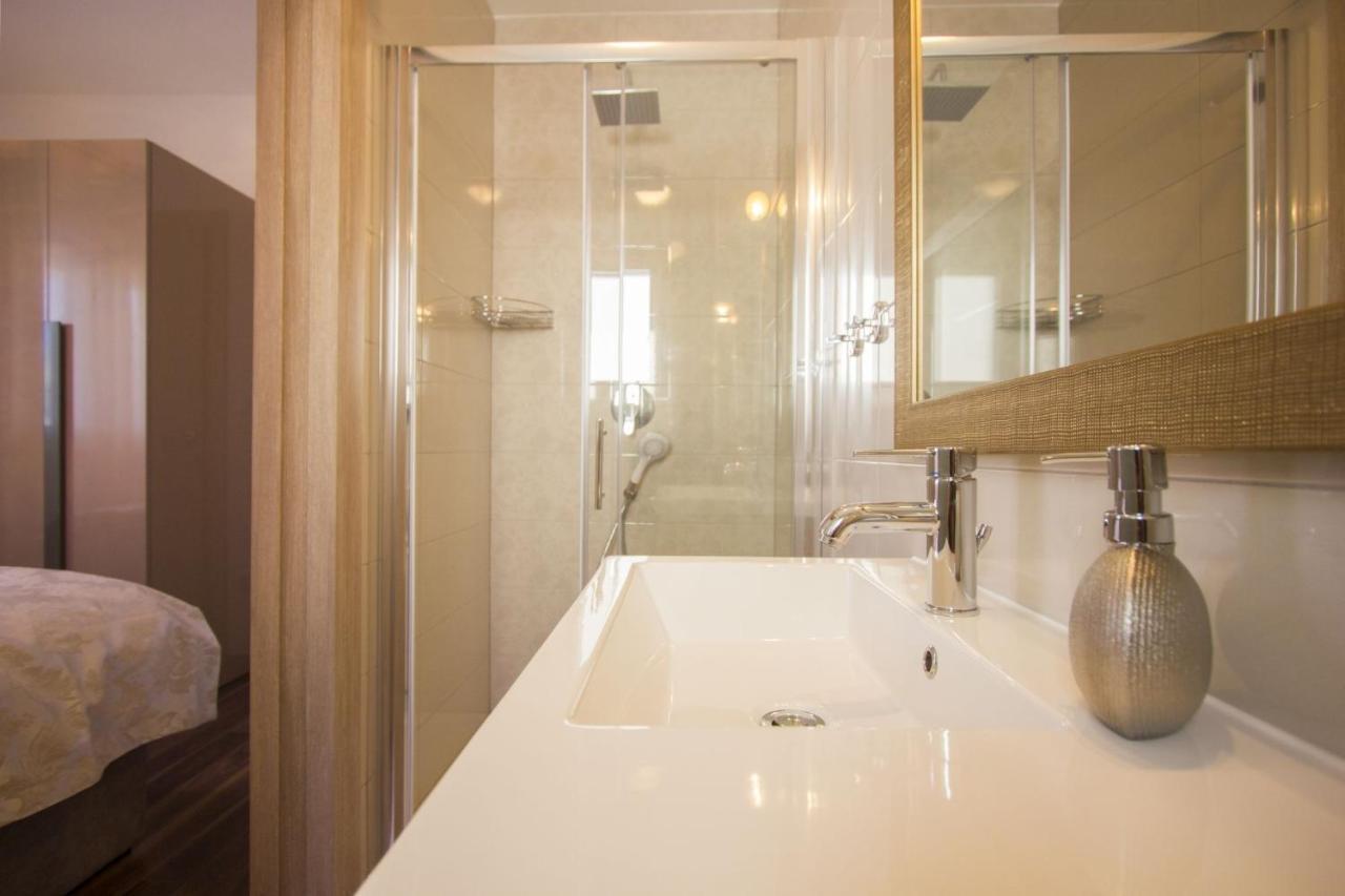 Paradise Lux Apartment Trogir Exterior foto